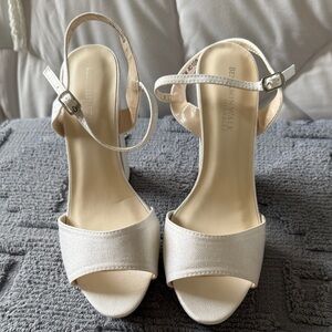 Benjamin Walk Women's White Heels